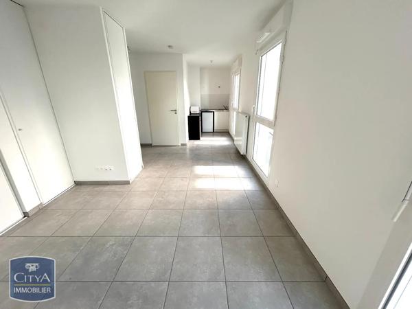 Appartement à louer 1 pièce 28.76m² Saint-Étienne (42000)
