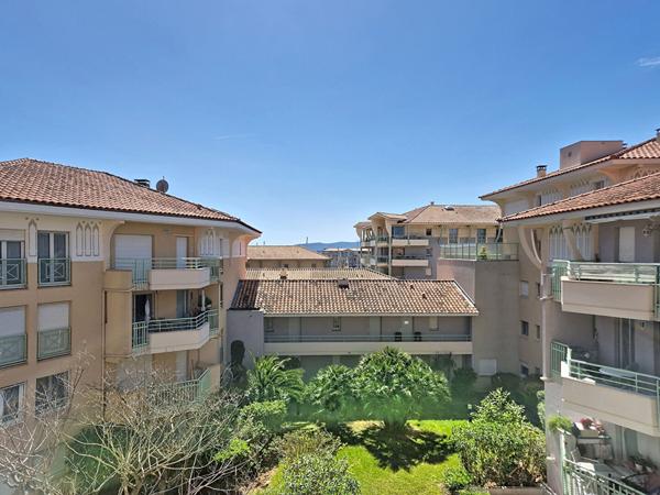 Port Fréjus, T2, dernier étage, terrasse, parking sous-sol