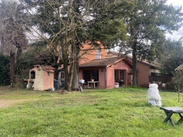 Nouveauté sur LIMAS maison ancienne 105m² hab sur 400m² de terrain