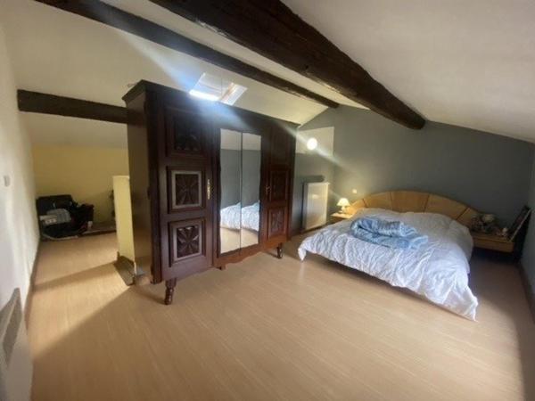 Nouveauté sur LIMAS maison ancienne 105m² hab sur 400m² de terrain