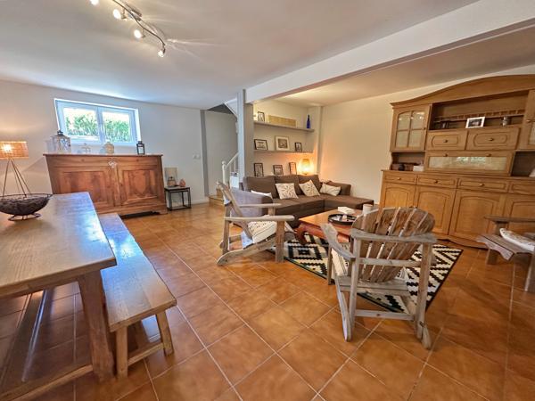 Maison à vendre à Montignac-le-Coq (16390) - Charente