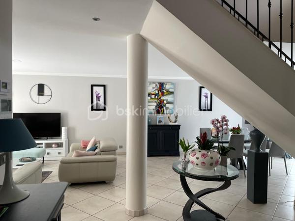 Demeure de 350 m²