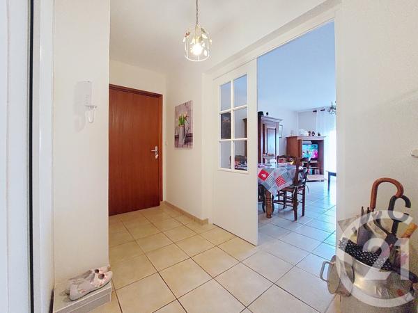 Appartement F3 à vendre  3 pièces - 74 m 2   GUERET  - 23