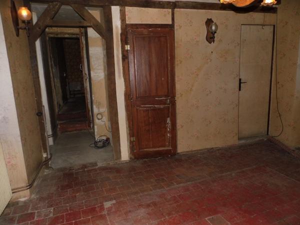 Dpt Calvados (14), à vendre FALAISE maison P7 de 153 m² habitables