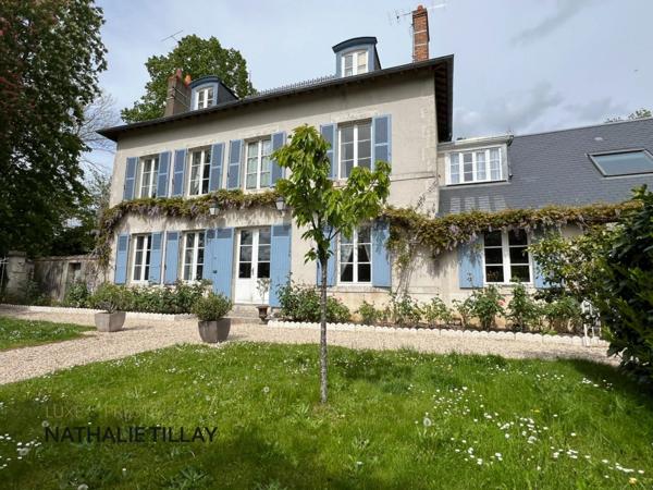 St jean le Blanc, proche Orleans, à vendre, maison de Maitre du XIX eme de 423 M² habitables, 490 AU SOL, avec piscine, parc arboré de 4655 m²