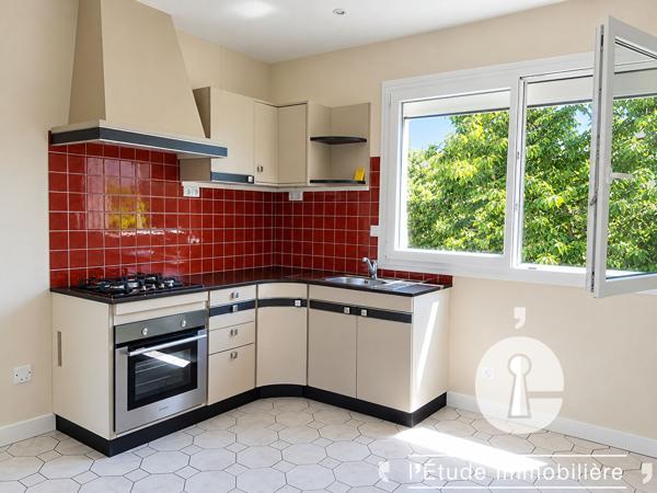Maison sur sous-sol, rénovée en 2020