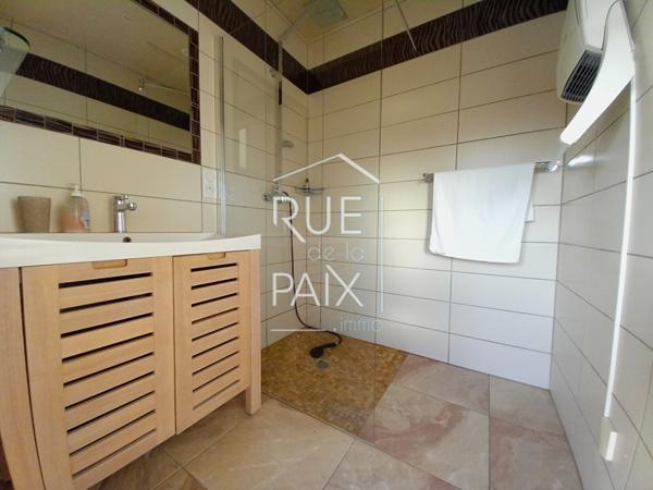 86120 BOURNAND Ensemble immobilier Bournand