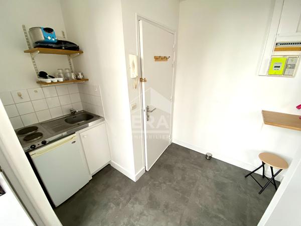 STUDIO / T1 MEUBLE A LOUER - BLOIS - HYPERCENTRE-VILLE, PROCHE TOUTES COMMODITES