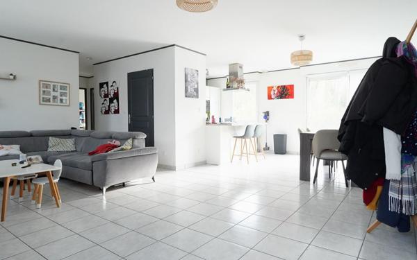 Maison à vendre    6 pièces • 116,79 m2 Thézy-Glimont