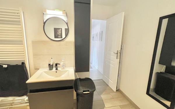 Appartement à vendre    3 pièces • 59,81 m2 Vendenheim