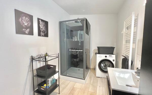 Appartement à vendre    3 pièces • 59,81 m2 Vendenheim