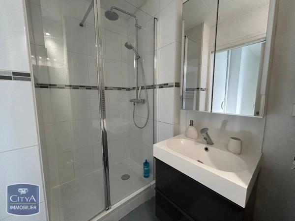 Appartement à louer 3 pièces 54m² Grenoble (38100)