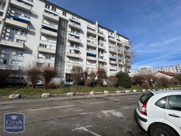 Appartement à louer 3 pièces 54m² Grenoble (38100)