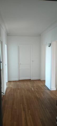 Appartement à louer    3 pièces • 70,79 m2 Chelles