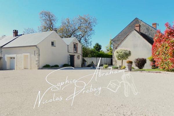 Maison en pierres de 9 pièces avec dépendances, garage et terrain