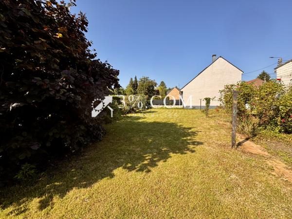 Maison
                                                                                                                                                                                                                                                                                                                        5 pièce(s)                                                                                                                                                                                                          2 chambre(s)                                                                                                                                                                                                          103  m²