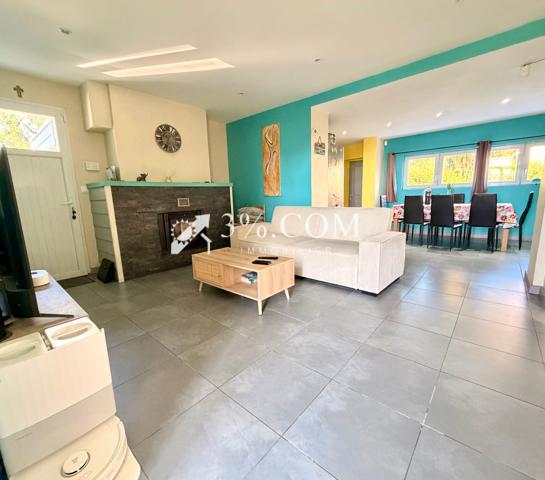 Maison
                                                                                                                                                                                                                                                                                                                        5 pièce(s)                                                                                                                                                                                                          4 chambre(s)                                                                                                                                                                                                          121  m²