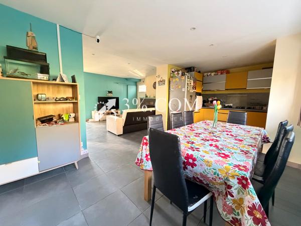 Maison
                                                                                                                                                                                                                                                                                                                        5 pièce(s)                                                                                                                                                                                                          4 chambre(s)                                                                                                                                                                                                          121  m²