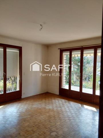 Pavillon 5 pièces sur sous/sol total