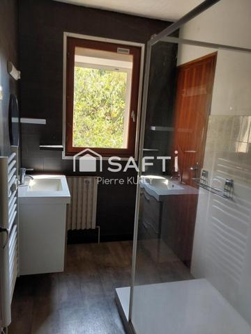 Pavillon 5 pièces sur sous/sol total