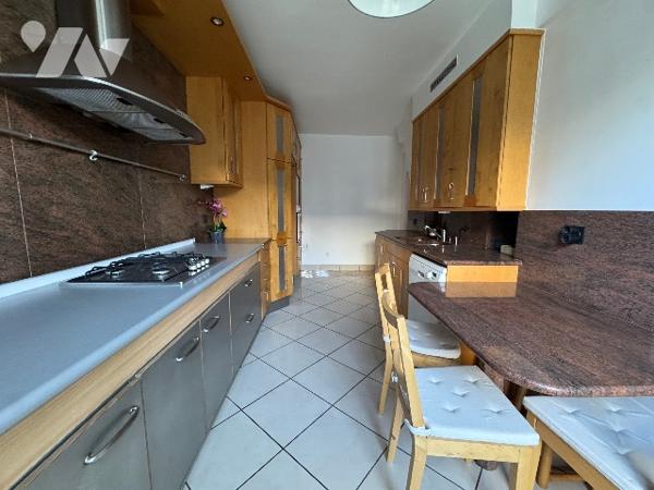 PARIS VII – Rue de Bourgogne - Appartement d'exception