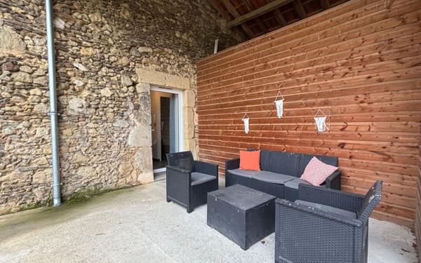 Appartement à louer    3 pièces •  Saint-Loubouer