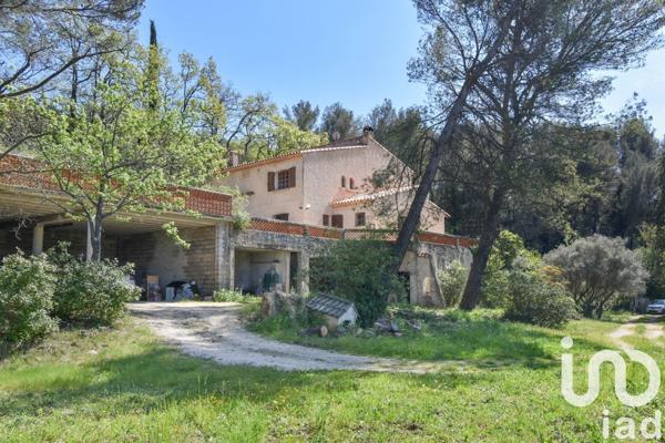 Maison à vendre 7 pièces 160 m² Roquevaire