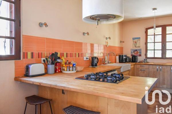 Maison à vendre 7 pièces 160 m² Roquevaire