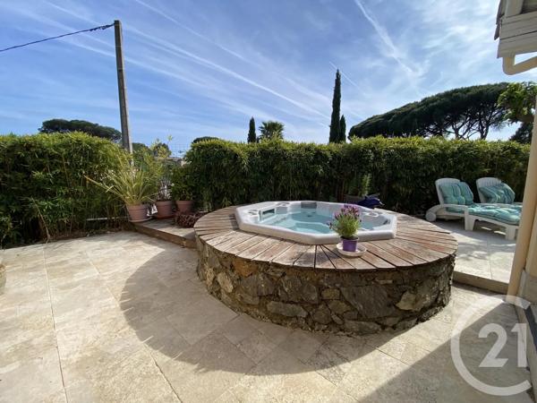 Maison à vendre  5 pièces - 120 m 2   STE MAXIME  - 83