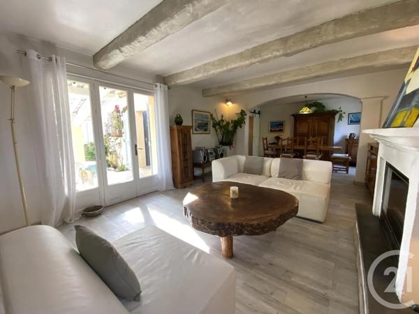 Maison à vendre  5 pièces - 120 m 2   STE MAXIME  - 83