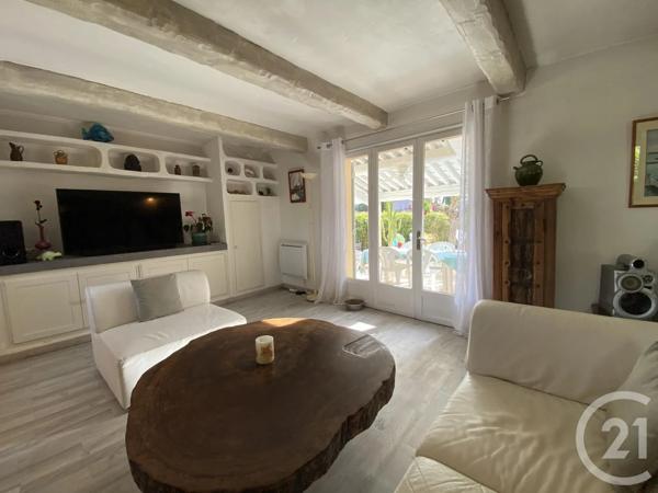 Maison à vendre  5 pièces - 120 m 2   STE MAXIME  - 83