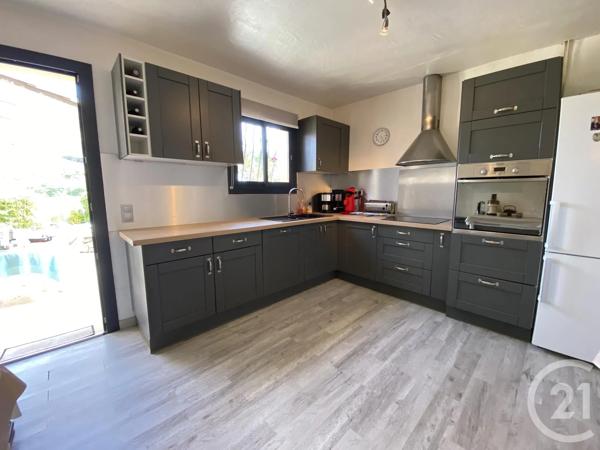 Maison à vendre  5 pièces - 120 m 2   STE MAXIME  - 83