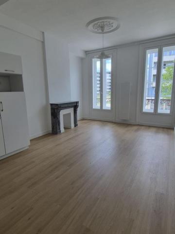 Appartement 3 pièce(s) 2 chambre(s) 65 m²
