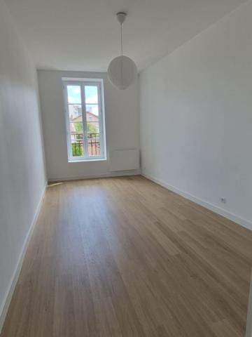Appartement 3 pièce(s) 2 chambre(s) 65 m²