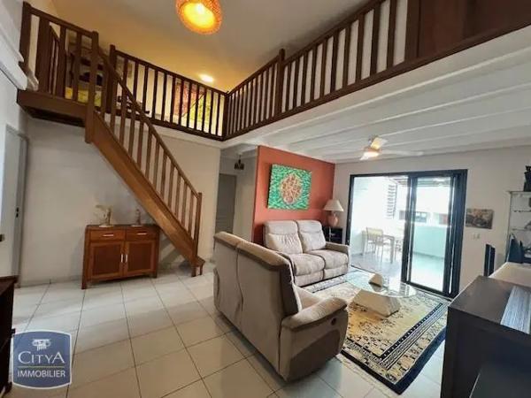 Appartement à louer 4 pièces 98.24m²