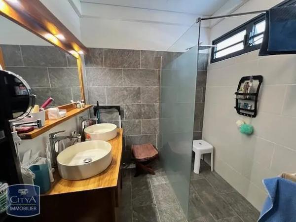 Appartement à louer 4 pièces 98.24m²