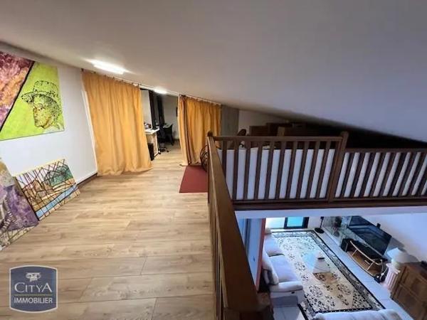Appartement à louer 4 pièces 98.24m²