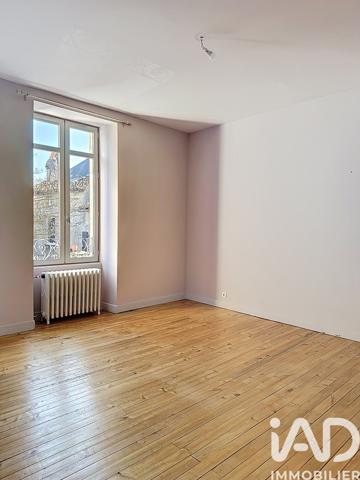 Maison à vendre 5 pièces 230 m² Parthenay