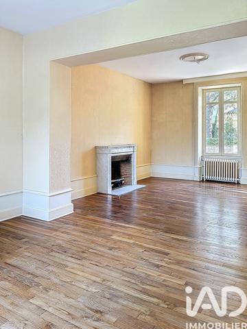 Maison à vendre 5 pièces 230 m² Parthenay