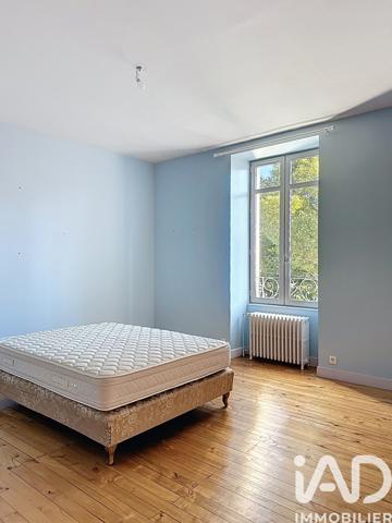 Maison à vendre 5 pièces 230 m² Parthenay