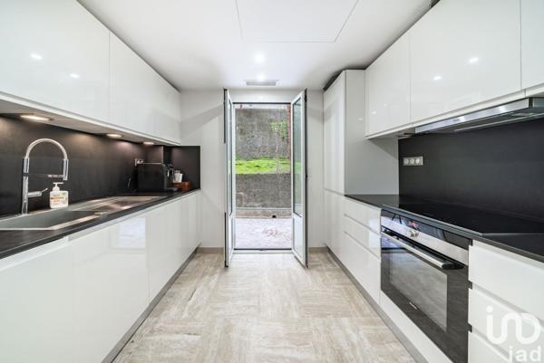 Appartement 3 pièces de 86 m² à Menton (06500)