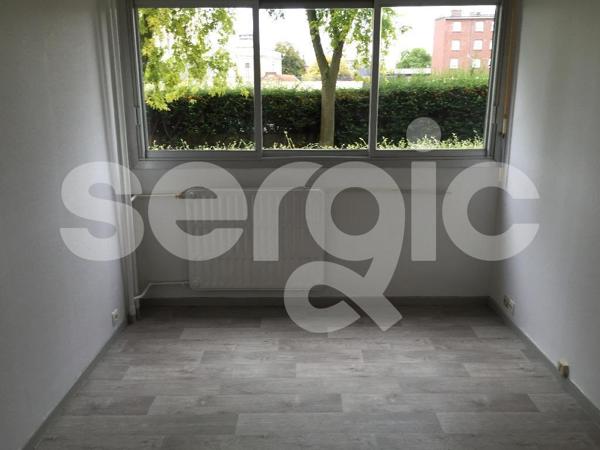 Location 1 Pieces 15 80000 Amiens 25 0071 04 0305