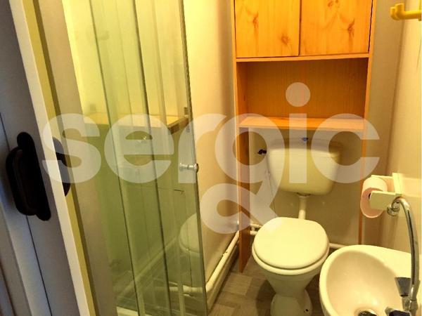 Location 1 Pieces 15 80000 Amiens 25 0071 04 0305