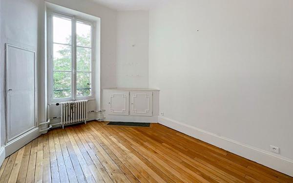 Appartement à louer    4 pièces • 90,22 m2 Orléans