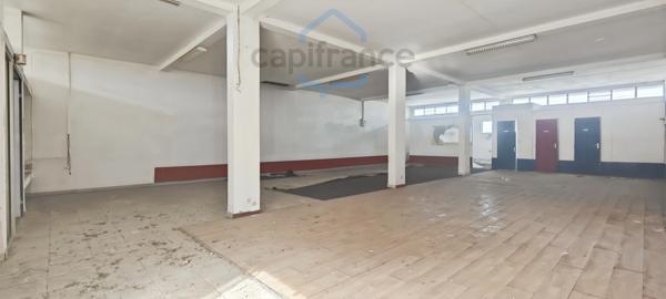 Immeuble 330 m² – Hyper Centre Saint-Benoît – Multiples Possibilités d’Exploitation