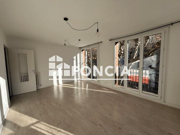 Location Appartement 3 pièces 66.26 m² - 21 BOULEVARD GASSENDI Digne-les-bains 04000