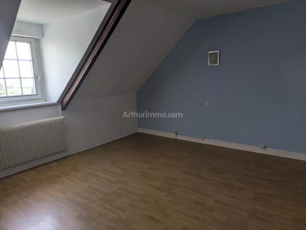 Location Maison 4 pièces 109 m2 à Yffiniac