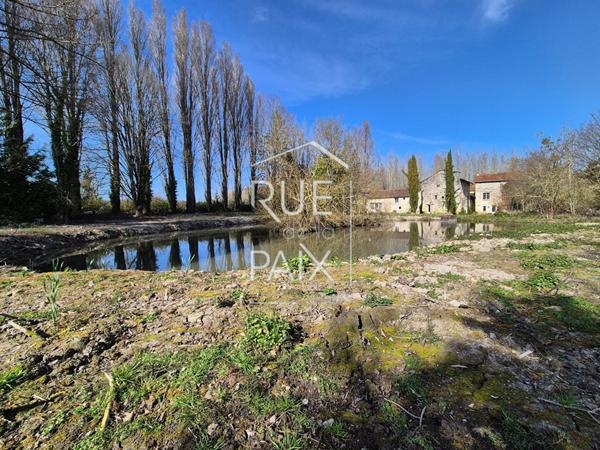86120 LES TROIS MOUTIERS Maison Les Trois Moutiers - 290 m2