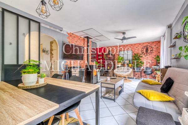 Christophe Michaudelle – CAPIFRANCE vous propose proche de Meaux, à Chauconin Neufmontiers : SOUS SOL TOTAL 90 m² - 6 pièces - 112 m² - 4 chambres (5ème possible) - 1 grand bureau - 2 pièces d'eau -