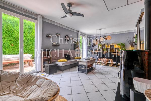 Christophe Michaudelle – CAPIFRANCE vous propose proche de Meaux, à Chauconin Neufmontiers : SOUS SOL TOTAL 90 m² - 6 pièces - 112 m² - 4 chambres (5ème possible) - 1 grand bureau - 2 pièces d'eau -